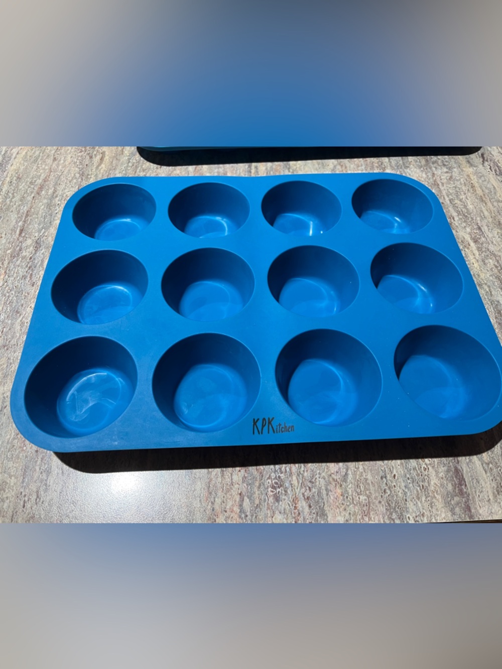 KPK Kitchen 12-Cup Silicone Muffin Pan & 24-cup Mini Muffin Pan NWOT - Picture 3 of 4